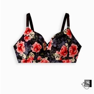 Torrid wire free push up plunge bra